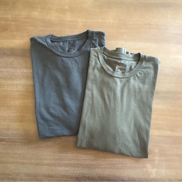 True Classic (Bundle) Men’s Crew Neck T Shirt Military Green + Carbon Gray, XL - Picture 1 of 9